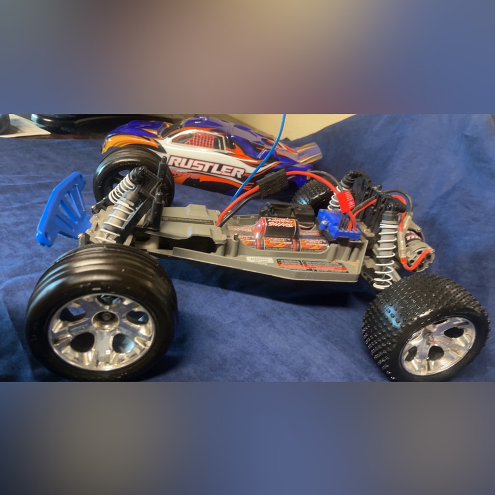 Traxxas Remote Control Car - Picture 4 of 9
